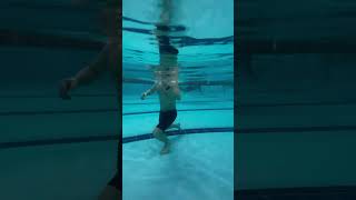 The importance of head movement in swimming✅❌🏊🏻‍♀️swimming explore sports [upl. by Tera]