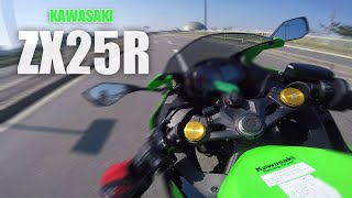 ホーネットより速い⁉︎ 試乗カワサキZX25R元ホーネット乗りがレビューします【KAWASAKI ZX25R】しゅるとのモトブログ [upl. by Paula]