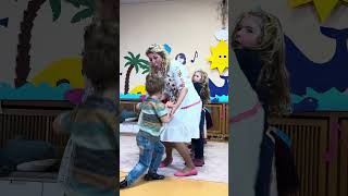 💁‍♀️ Alle Kinder schreien HURRA quotWir sagen Ciao quot bts shorts kinderlieder simonesommerland [upl. by Antone]