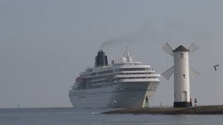 MS Amadea  Neues ZDF Traumschiff 2015 [upl. by Nyledam]