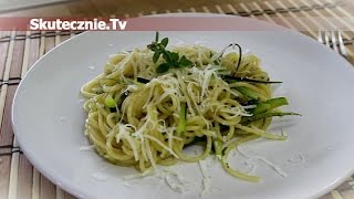 Spaghetti z cukinią i parmezanem  SkutecznieTv HD [upl. by Ahcire281]