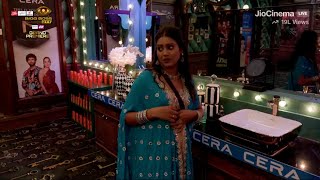 Bigg Boss OTT 3 Live Shivani Kumari Ne Vadapav Girl Aur Sana Makbul Ko Mare Taane [upl. by Carilyn]