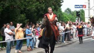 Daniel Olbrychski  Przejazd na koniu przez Racibórz [upl. by Tati448]