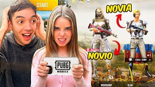 MI NOVIA JUEGA PUBG MOBILE por PRIMERA VEZ [upl. by Allerym783]