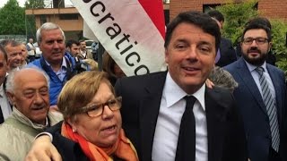 Renzi al Satellite di Pioltello periferia con 80 di immigrati [upl. by Rodoeht]