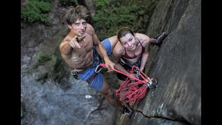 Škola pádu  3 Jak jistit půlloďákem od kruhu ⎪How to belay by munter hitch at the anchor [upl. by Yendirb]