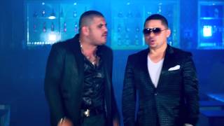 El Komander x Larry Hernandez  Túmbate El Rollo Video Oficial [upl. by Lenroc]