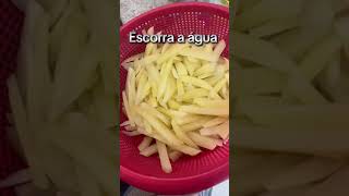 Batata frita na air fryer saudável [upl. by Ahsait]