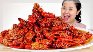 GIANT SEAFOOD BOIL CRAWFISH MUKBANG 먹방 EATING SHOW [upl. by Hamlin691]