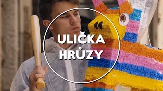 Ulička Hrůzy wHouse LucyPug  KOVY [upl. by Wayolle857]