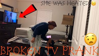 EPIC BROKE TV PRANK ON MY MOMMY EXTREMELY FUNNY [upl. by Etaner]