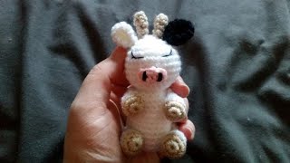 Tuto porte clés vache amigurumi [upl. by Punak]