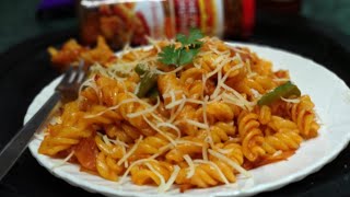 झटपट मिनटो में जायकेदार शेजवान पास्ता बनाये। Schezwan Pasta Recipe Quick and Easy Pasta Recipe [upl. by Rihsab]