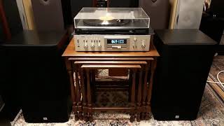 Akai AM U02 Stereo Integrated Amplifier [upl. by Bertilla543]