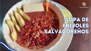 SOPA DE FRIJOLES ROJOS SALVADOREÑA  Cocina Salvadoreña [upl. by Gerlac]