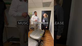 Releasing a spasm on the Quadratus Lumborum muscle chiropractor quadratuslumborum florida [upl. by Celinka]