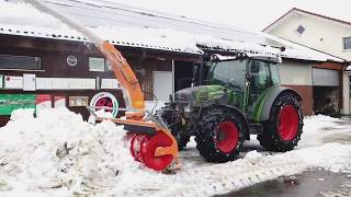 Schneefräse Westa 6570 mit Fendt 211 [upl. by Niven]