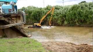 V amp V Contracting Co Ltd desilting a river [upl. by Sirref]