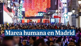 Una marea humana en el centro de Madrid intransitable por el puente de la Constitución [upl. by Elyad95]