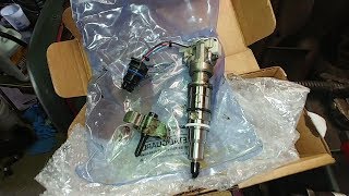 6 0 Powerstroke Fuel Injector Removal and Installation [upl. by Sancha34]