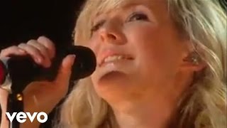 Ellie Goulding  Starry Eyed Live at The BRIT Awards Launch Party 2010 [upl. by Wertheimer]