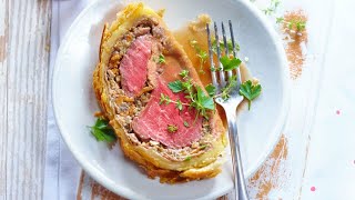 Recette  Filet de bœuf en croûte au foie gras [upl. by Aserehc]