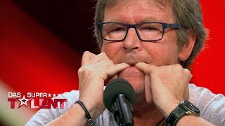 Fingerpfeifer lässt Dieter auf dem Jurypult feiern  Das Supertalent 2019  Sendung vom 14092019 [upl. by Tterb]