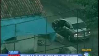 Perseguição policial a bandido armado com fuzil no Rio de Janeiro [upl. by Eednahs]