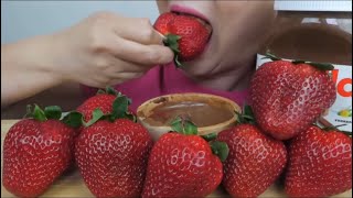 NE ASMR BITES ONLY STRAWBERRIES ASMR [upl. by Faubert]