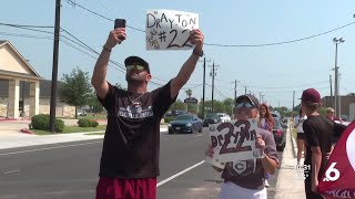 Calallen leaves for Austin first trip to UIL baseball State Tournament since 2011 [upl. by Aleafar]