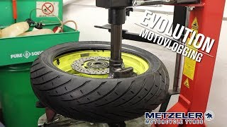 Metzeler Roadtec 01 Tyre Review  Fitting Balancing amp Installation [upl. by Yecnuahc]