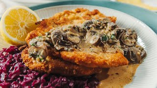 How to Make Authentic German Jägerschnitzel Crisp Pork Cutlets with Mushroom Gravy [upl. by Kokaras180]