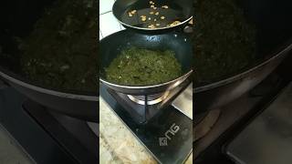 Restaurant style Palak Chicken Recipe  Spinach Chicken Recipe shorts ytshort youtube trending [upl. by Kapoor849]