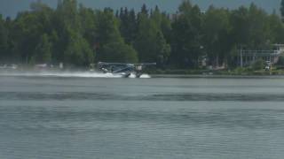 A Normal Beaver Takeoff and landing at Lake Hood [upl. by Jeniffer]