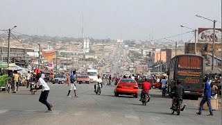 Côte dIvoire  des anciens rebelles paralysent Bouaké [upl. by Annaor]