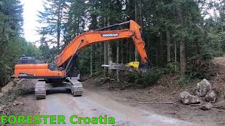 Doosan DX340 Road construction [upl. by Zawde920]