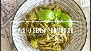 PESTO SENZA FORMAGGIO RICETTA VEGANA [upl. by Ordep]