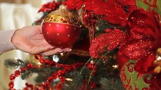 How to Decorate Your Christmas Tree video [upl. by Gnat316]