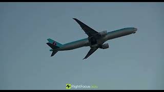 Korean Air Boeing 777300ER Go Around At Heathrow Airport [upl. by Emyam]