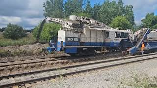 Rhomberg Sersa ballast cleaning machine working on the WampLE main in Medina Ohio [upl. by Ajssatsan]