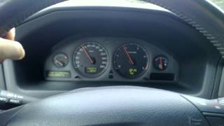 Volvo S60 D5 02 256000km acceleration sound injector fault [upl. by Alakcim]