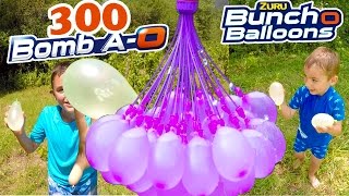 BATAILLE DE BOMBES À EAU   300 bombes à eau en 60 secondes avec Bomb AO Bunch O Balloons [upl. by Studner125]