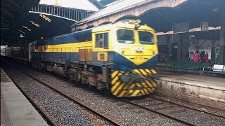 M11 Indian Train 🚄 ඉන්දියාවේ නිෂ්පාදිත දුම්රිය Made in India trains Railway Sri Lanka train [upl. by Bondon]