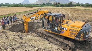 JCB JS205 Excavator Dig New Circular Well at Many Farmer’s together Own Expense [upl. by Enyr594]