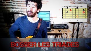 TRAVAILLER LES TRIADES À LA GUITARE [upl. by Enidlareg735]