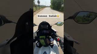 Seedhe aage bdna h😳 explore shorts shortsvideo whitedevilrider motovlog bikeride love [upl. by Schild]