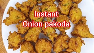 instant tasty street side onion pakoda ಇರುಳ್ಳಿ ಬಜ್ಜಿ [upl. by Bengt287]