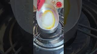 How to caramelize sugar [upl. by Radmen]