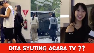 DITA SECRET NUMBER Syuting acara TV [upl. by Narmi]