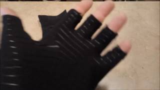 Review For  Best Compression Gloves Copper Comfort [upl. by Allenotna]